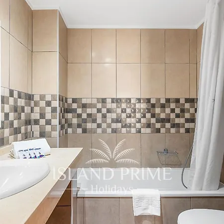 South Facing Garden In Heated Pool Complex Fc715 - 2xst Apartment